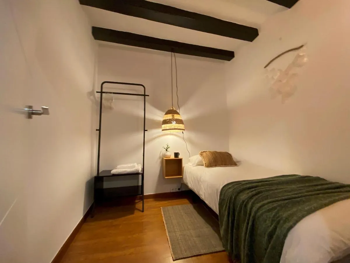 Urban Retreat Historical Centre Apartment Barcelona Spain