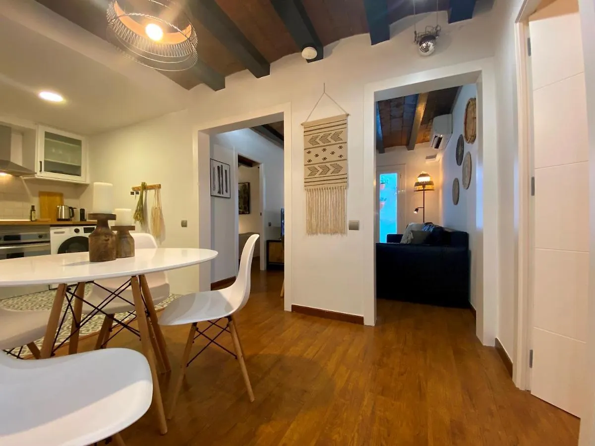 Urban Retreat Historical Centre Apartment Barcelona 0*,
